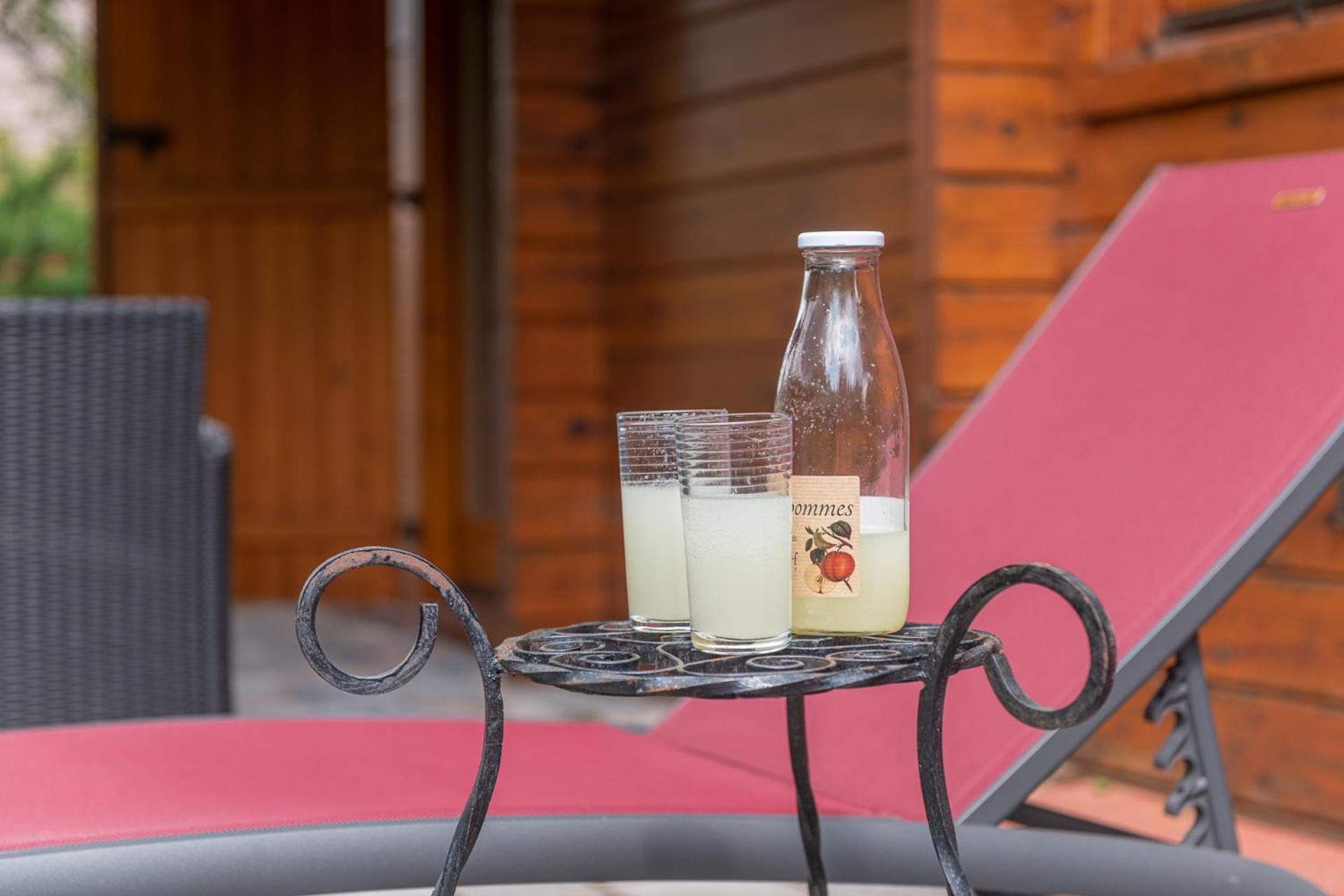Chalet La Calougeotte, Jardin, Spa Et Sauna Prives Le Menil Exterior photo